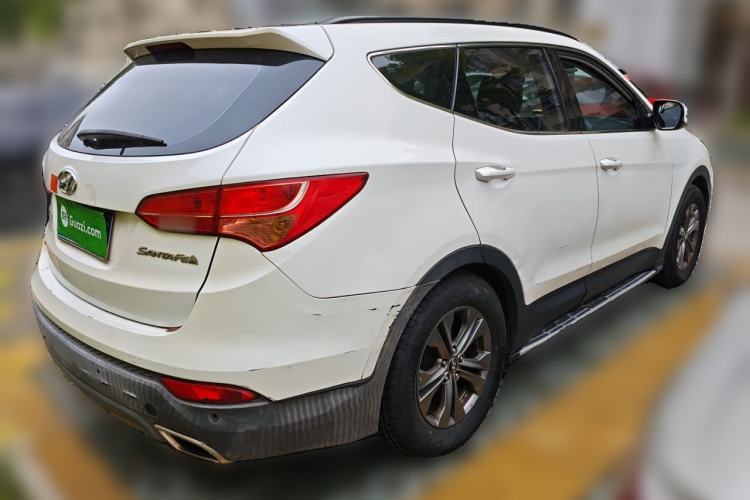 Used Hyundai Santa Fe 2013 2.4L Automatic 2WD Comfort Edition Rear Right 45 Deg