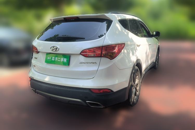 Used Hyundai Santa Fe 2013 2.4L Automatic 2WD Comfort Edition Rear Right 45 Deg