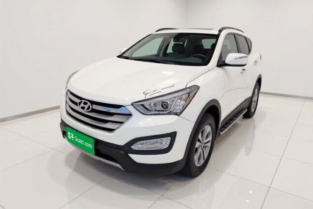 Used Hyundai Santa Fe 2013 Revised Version 2.4L Automatic All-Wheel Drive Smart Type