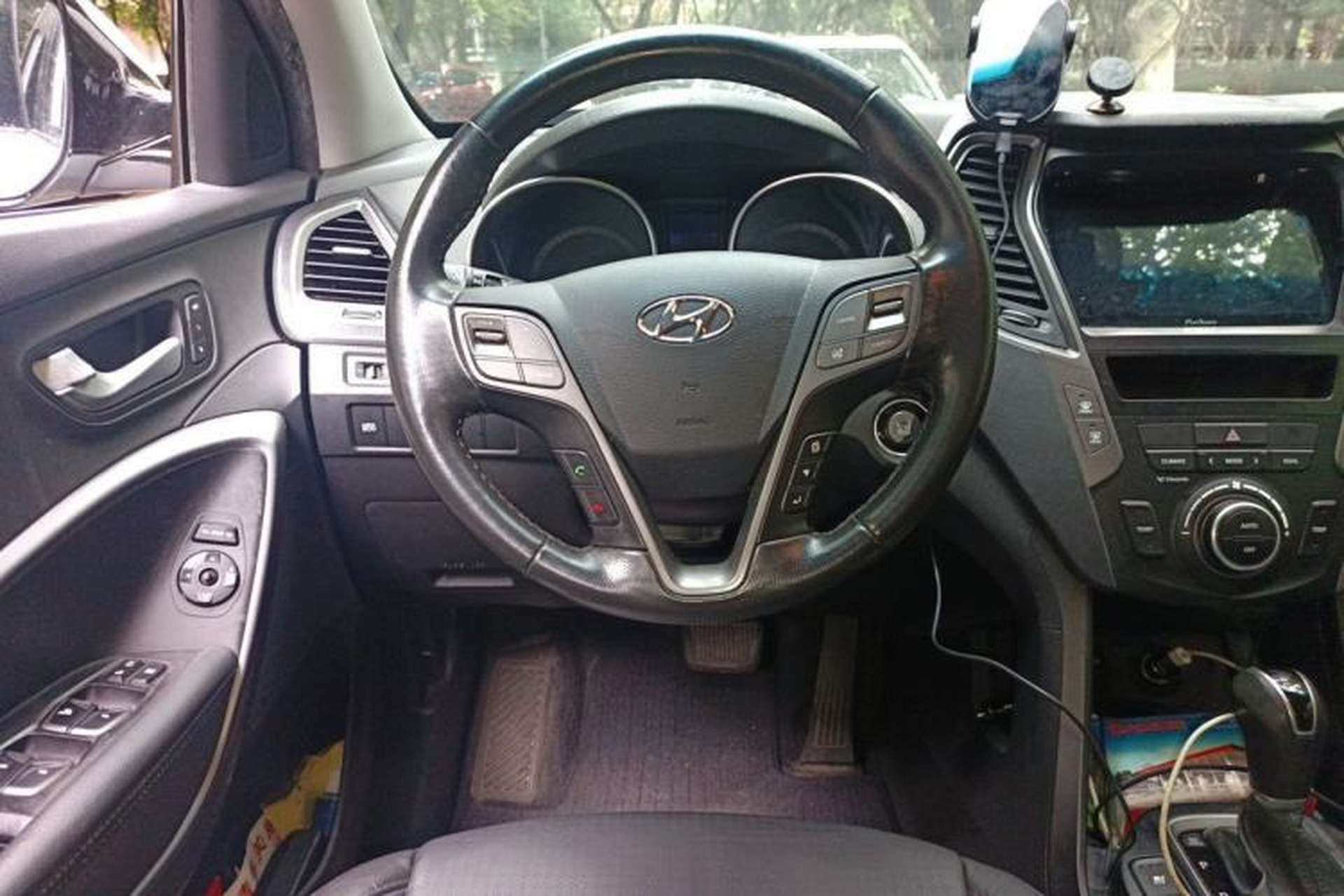 Used Hyundai Santa Fe 2013 Revised Version 2.0T Automatic All-Wheel Drive Prestige Edition Steering Wheel