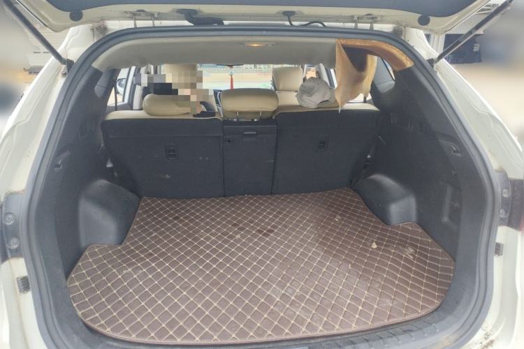 Used Hyundai Santa Fe 2013 2.4L Automatic 2WD Comfort Edition Trunk