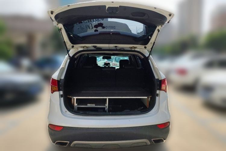 Used Hyundai Santa Fe 2013 2.4L Automatic Two-Wheel Drive Smart Version Trunk