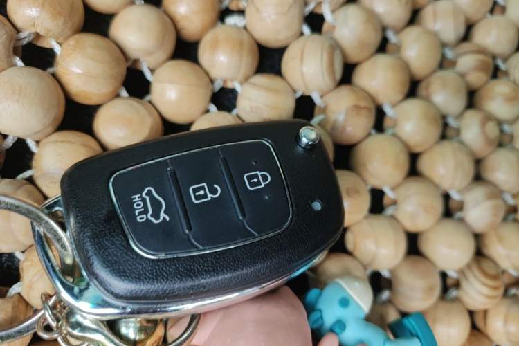 Used Hyundai Santa Fe 2013 2.4L Automatic 2WD Comfort Edition Vehicle Key