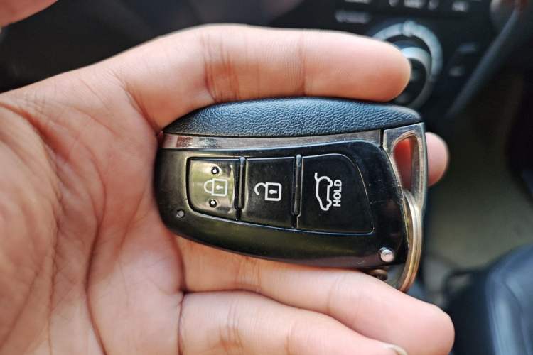 Used Hyundai Santa Fe 2013 Revised Version 2.4L Automatic All-Wheel Drive Smart Type Vehicle Key