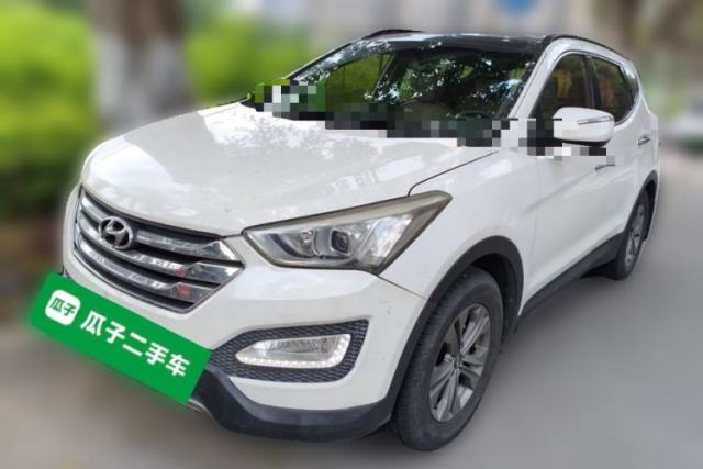 Used Hyundai Santa Fe 2013 2.4L Automatic Two-Wheel Drive Smart Version
