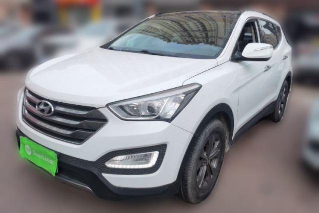 Used Hyundai Santa Fe 2013 2.4L Automatic Two-Wheel Drive Smart Version