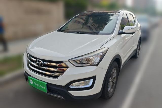 Used Hyundai Santa Fe 2013 Revised Version 2.4L Automatic All-Wheel Drive Smart Type
