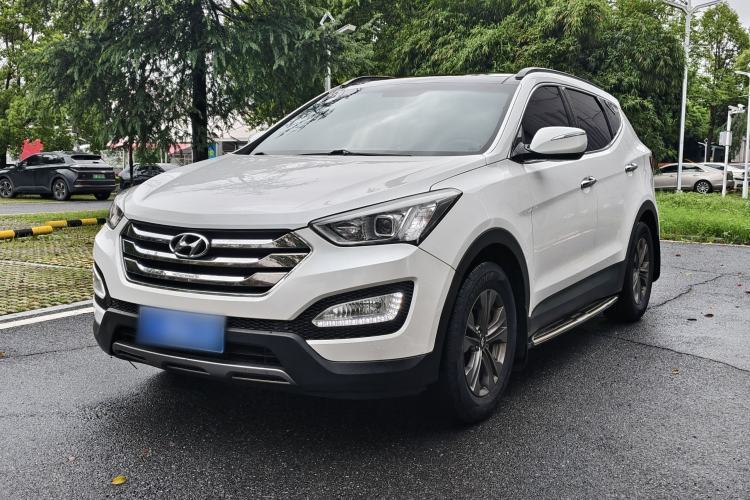 Used Hyundai Santa Fe 2013 2.4L Automatic Two-Wheel Drive Smart Version Guazi used car, China used car export, Used car for sale, Used cars, Cheapest cars for sale