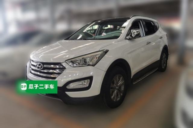 Used Hyundai Santa Fe 2013 2.4L Automatic Two-Wheel Drive Smart Version