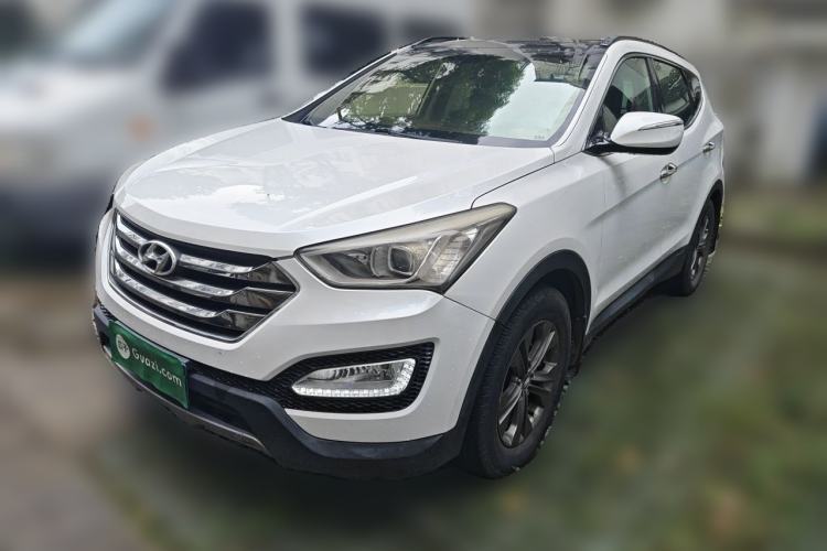 Used Hyundai Santa Fe 2013 2.4L Automatic Two-Wheel Drive Smart Version Guazi used car, China used car export, Used car for sale, Used cars, Cheapest cars for sale
