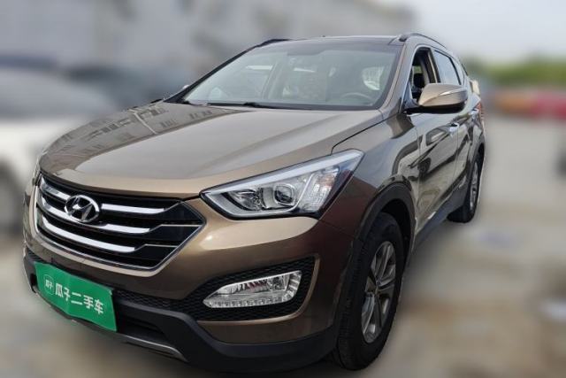 Used Hyundai Santa Fe 2013 2.4L Automatic Two-Wheel Drive Smart Version
