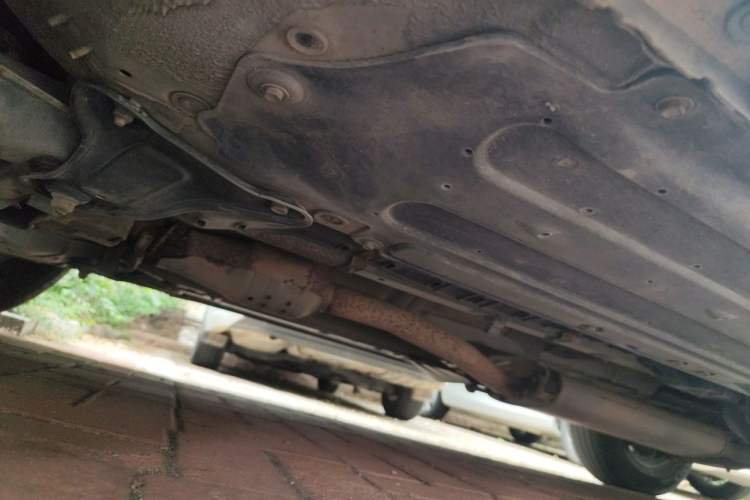 Used Hyundai Santa Fe 2013 2.4L Automatic Two-Wheel Drive Smart Version Chassis Front Left