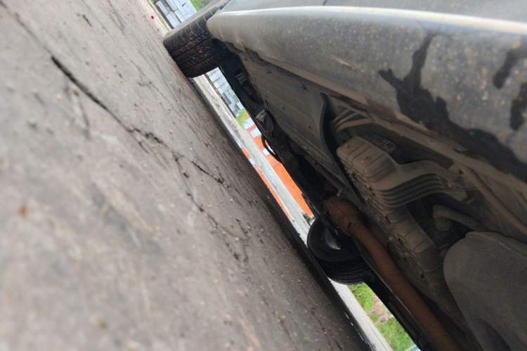 Used Hyundai Santa Fe 2013 2.4L Automatic Two-Wheel Drive Smart Version Chassis Rear Left