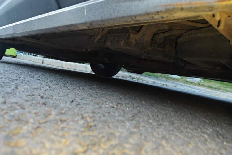 Used Hyundai Santa Fe 2013 2.4L Automatic Two-Wheel Drive Smart Version Chassis Rear Left
