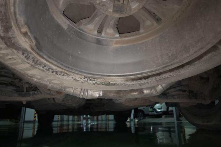 Used Hyundai Santa Fe 2013 2.4L Automatic Two-Wheel Drive Smart Version Chassis Rear