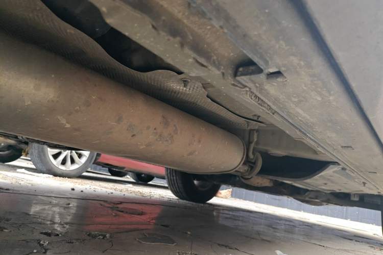 Used Hyundai Santa Fe 2013 2.4L Automatic Two-Wheel Drive Smart Version Chassis Rear Right