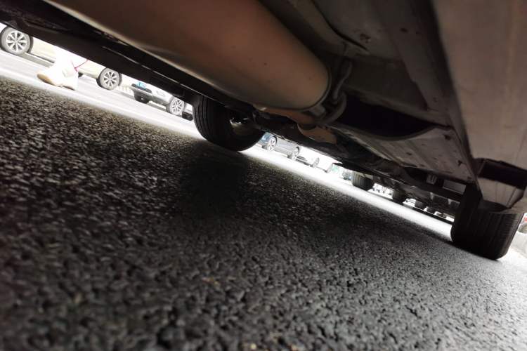 Used Hyundai Santa Fe 2013 2.4L Automatic Two-Wheel Drive Smart Version Chassis Rear Right