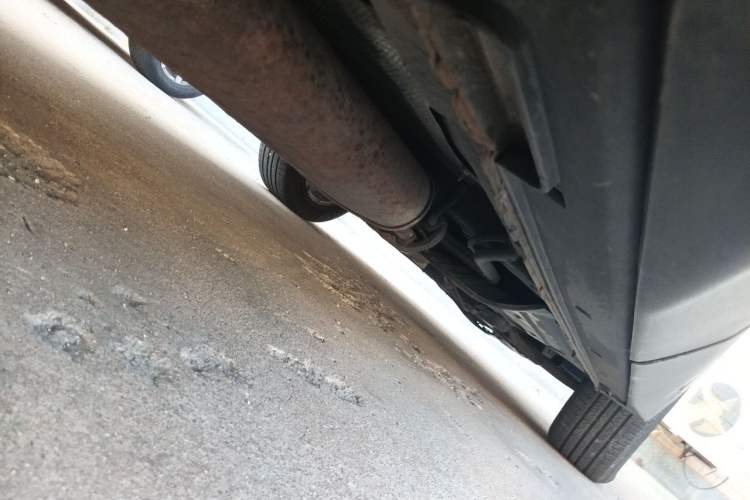 Used Hyundai Santa Fe 2013 2.0T Automatic All-Wheel Drive Top Trim Chassis Rear Right