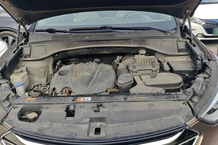 Used Hyundai Santa Fe 2013 2.4L Automatic Two-Wheel Drive Smart Version Engine Bay