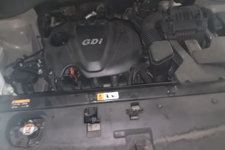 Used Hyundai Santa Fe 2013 2.4L Automatic Two-Wheel Drive Smart Version Engine Bay