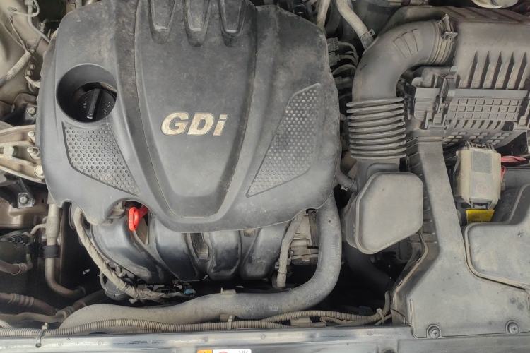 Used Hyundai Santa Fe 2013 2.4L Automatic Two-Wheel Drive Smart Version Engine Bay