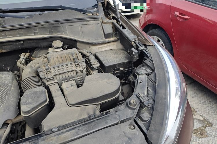 Used Hyundai Santa Fe 2013 2.4L Automatic Two-Wheel Drive Smart Version Engine Bay Left