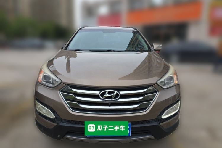 Used Hyundai Santa Fe 2013 2.4L Automatic 4x4 Comfort Edition Front