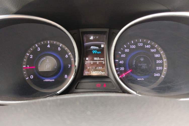Used Hyundai Santa Fe 2013 2.4L Automatic Two-Wheel Drive Smart Version Instrument Cluster