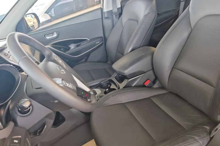 Used Hyundai Santa Fe 2013 Revised Version 2.4L Automatic All-Wheel Drive Smart Type Left Front Seat