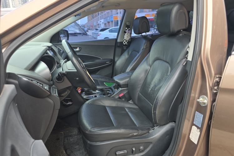 Used Hyundai Santa Fe 2013 2.4L Automatic 4x4 Comfort Edition Left Front Seat