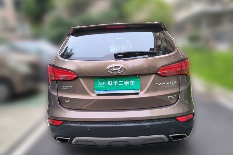 Used Hyundai Santa Fe 2013 2.0T Automatic All-Wheel Drive Prestige Version Rear