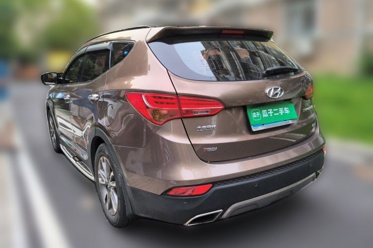 Used Hyundai Santa Fe 2013 2.0T Automatic All-Wheel Drive Prestige Version Rear Left 45 Deg