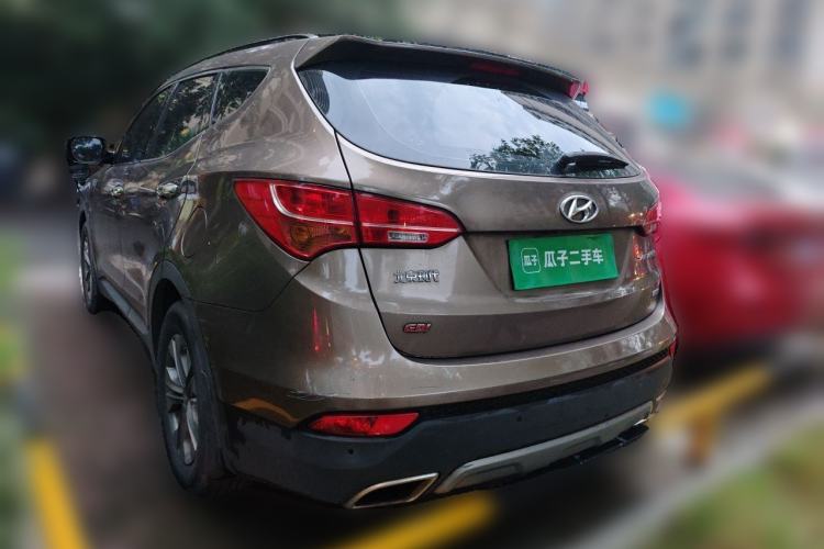Used Hyundai Santa Fe 2013 Revised Version 2.4L Automatic All-Wheel Drive Smart Type Rear Left 45 Deg