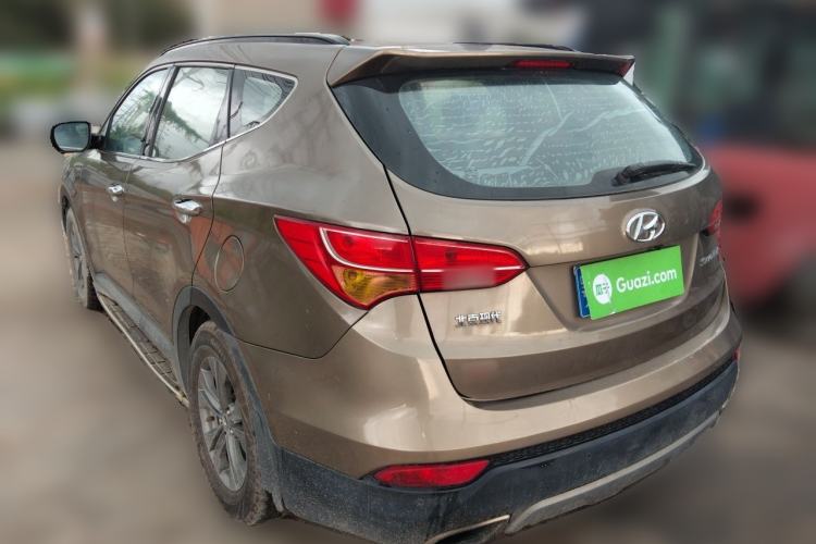 Used Hyundai Santa Fe 2013 2.4L Automatic Two-Wheel Drive Smart Version Rear Left 45 Deg