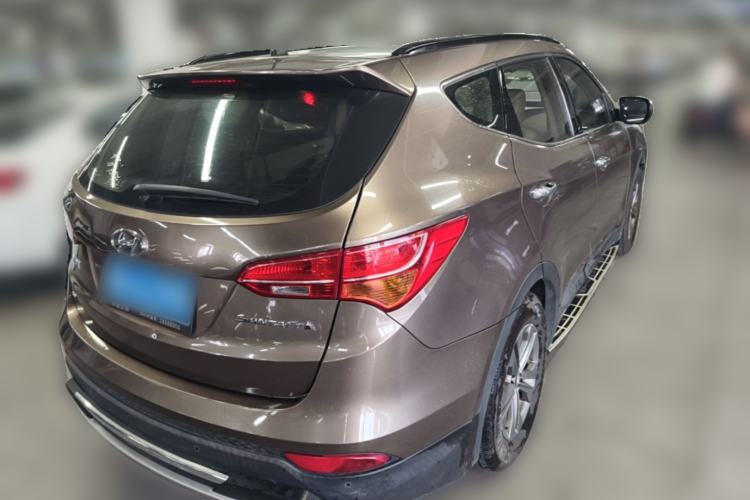 Used Hyundai Santa Fe 2013 2.4L Automatic Two-Wheel Drive Smart Version Rear Right 45 Deg