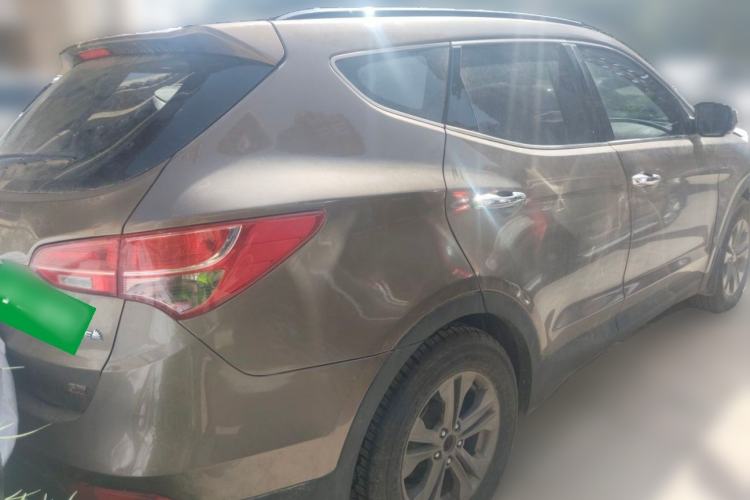 Used Hyundai Santa Fe 2013 2.4L Automatic Two-Wheel Drive Smart Version Rear Right 45 Deg