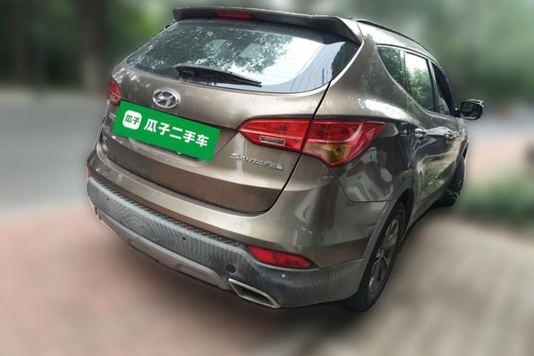 Used Hyundai Santa Fe 2013 2.4L Automatic Two-Wheel Drive Smart Version Rear Right 45 Deg