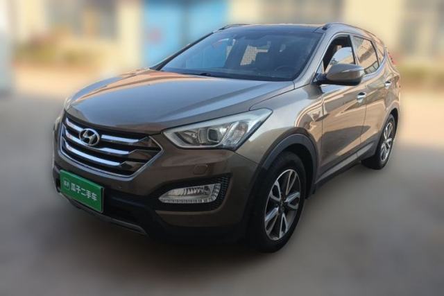 Used Hyundai Santa Fe 2013 2.0T Automatic All-Wheel Drive Top Trim