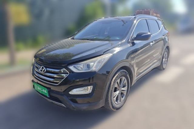 Used Hyundai Santa Fe 2015 2.0T Automatic Two-Wheel Drive Smart Version 5 Seats