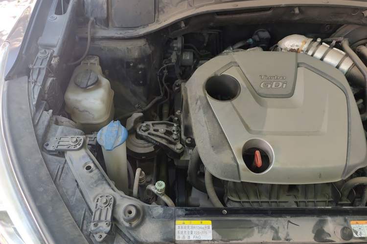 Used Hyundai Santa Fe 2015 2.0T Automatic 4x4 Smart 7-Seater Engine Bay Right