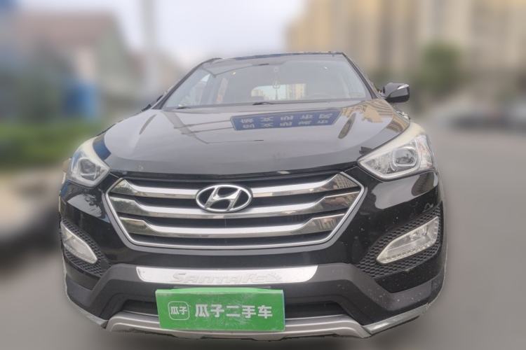 Used Hyundai Santa Fe 2015 2.0T Automatic Two-Wheel Drive Smart Version 5 Seats Front