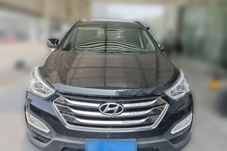 Used Hyundai Santa Fe 2015 2.0T Automatic Two-Wheel Drive Smart Version 5 Seats Front