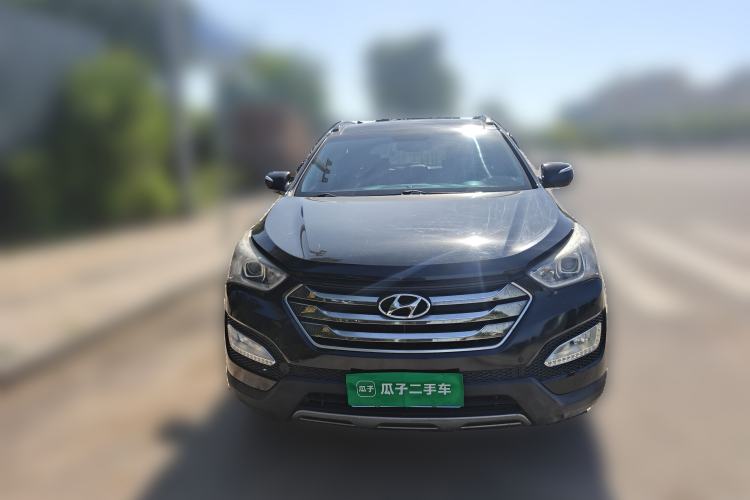 Used Hyundai Santa Fe 2015 2.0T Automatic Two-Wheel Drive Smart Version 5 Seats Front