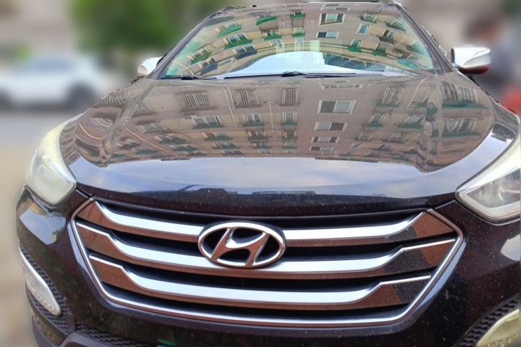 Used Hyundai Santa Fe 2015 2.0T Automatic Two-Wheel Drive Smart Version 5 Seats Front
