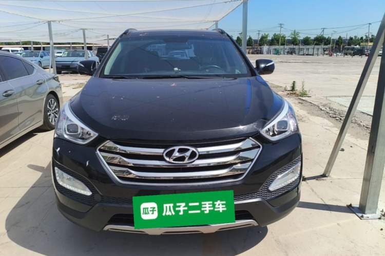 Used Hyundai Santa Fe 2015 2.0T Automatic All-Wheel Drive Smart Version 5 Seats Front