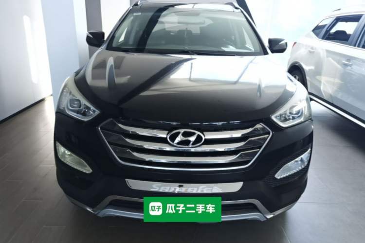 Used Hyundai Santa Fe 2015 2.0T Automatic Two-Wheel Drive Smart Version 5 Seats Front