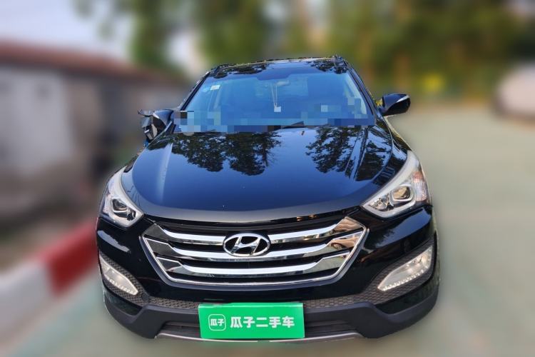 Used Hyundai Santa Fe 2015 2.0T Automatic Two-Wheel Drive Smart Version 5 Seats Front