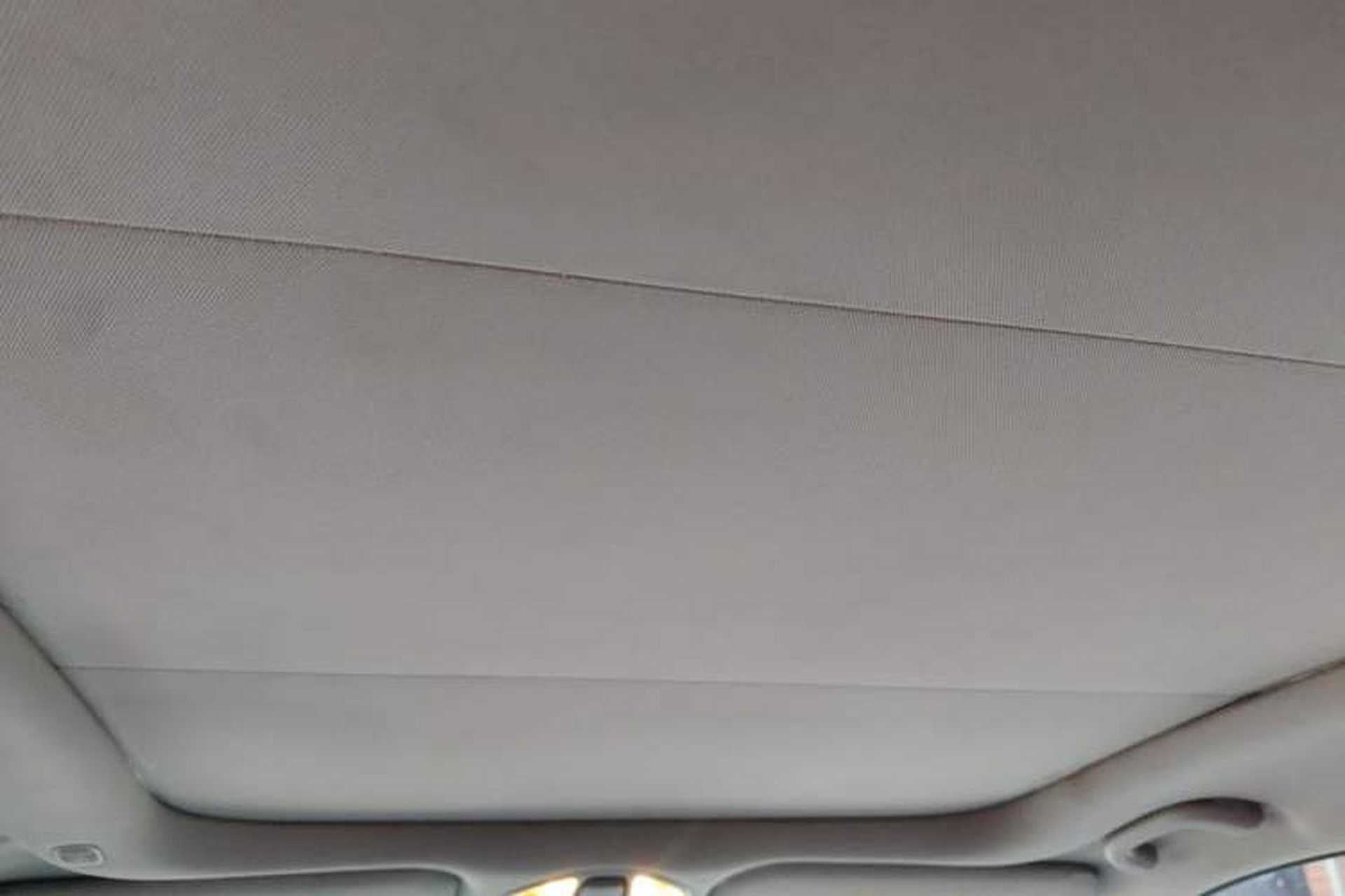 Used Hyundai Santa Fe 2015 2.0T Automatic 4x4 Smart 7-Seater Headliner