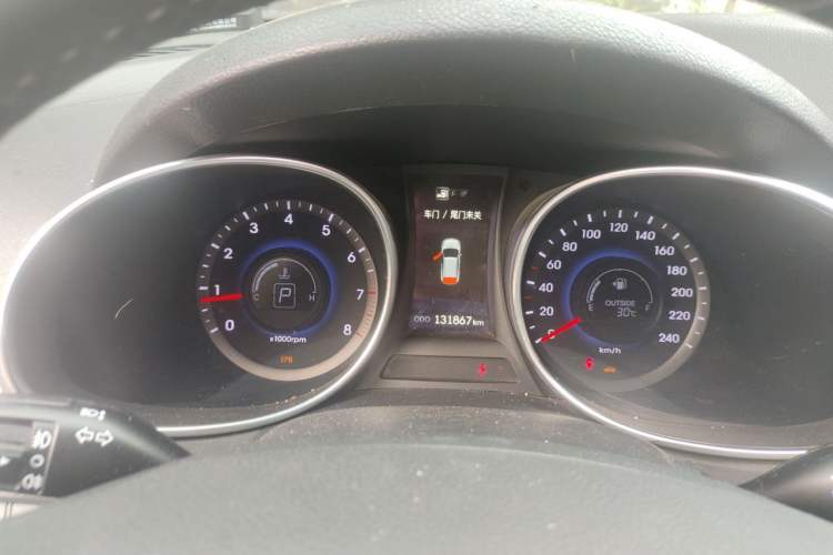Used Hyundai Santa Fe 2015 2.0T Automatic All-Wheel Drive Smart Version 5 Seats Instrument Cluster