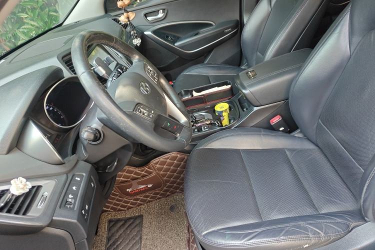 Used Hyundai Santa Fe 2015 2.0T Automatic 4x4 Smart 7-Seater Left Front Seat
